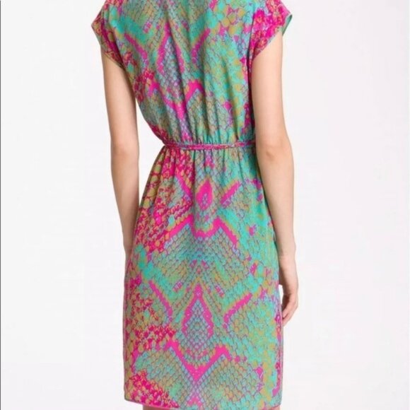 Presley Skye Silk Faux Wrap Tulip Hem Dress Women's Small Pink Teal Cap Sleeve - Picture 2 of 2